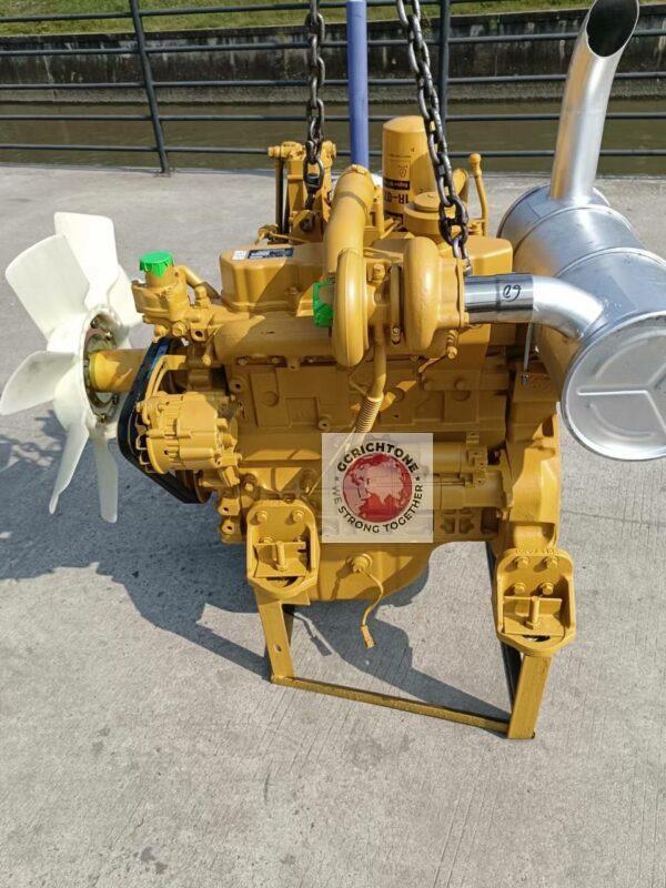 Дизельный двигатель Mitsubishi S4K 6 Дизельный двигатель Mitsubishi S4K